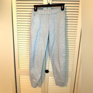 UNIQLO Fleece-lined sweatpants with pockets